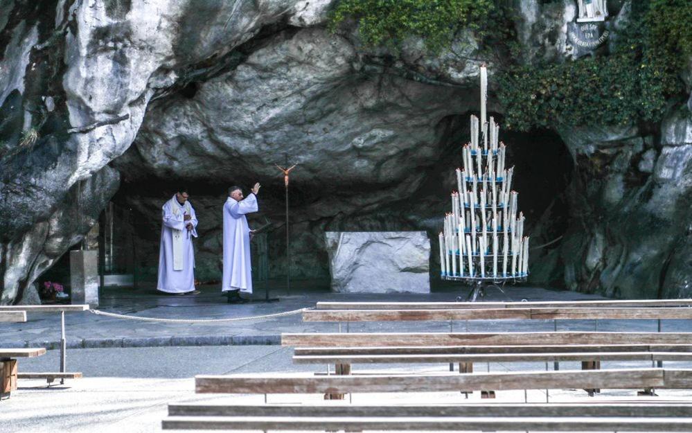 شقة Family Saint Vincent 4 Pers Gare Lourdes Wifi المظهر الخارجي الصورة